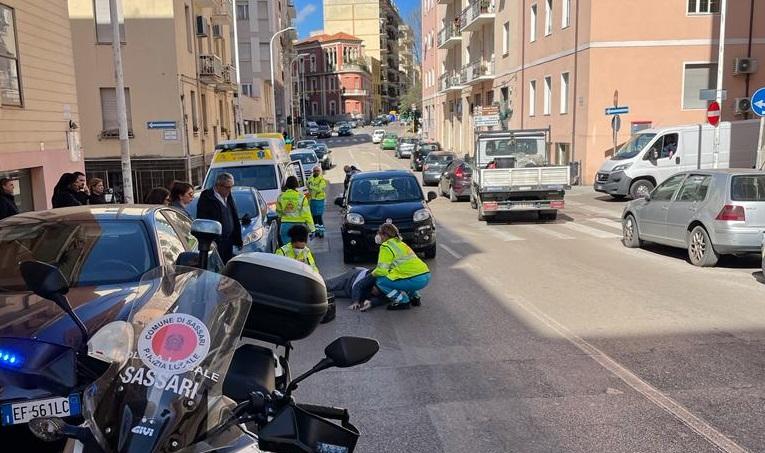 Sassari, travolto sulle strisce pedonali: grave un uomo