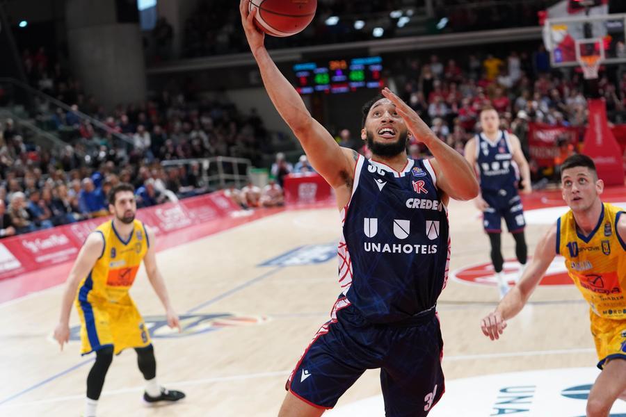 Unahotels, accendi il fuoco