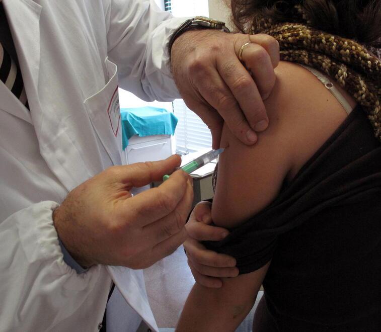 Modena Papilloma virus, screening dai 30 anni per le vaccinate 
