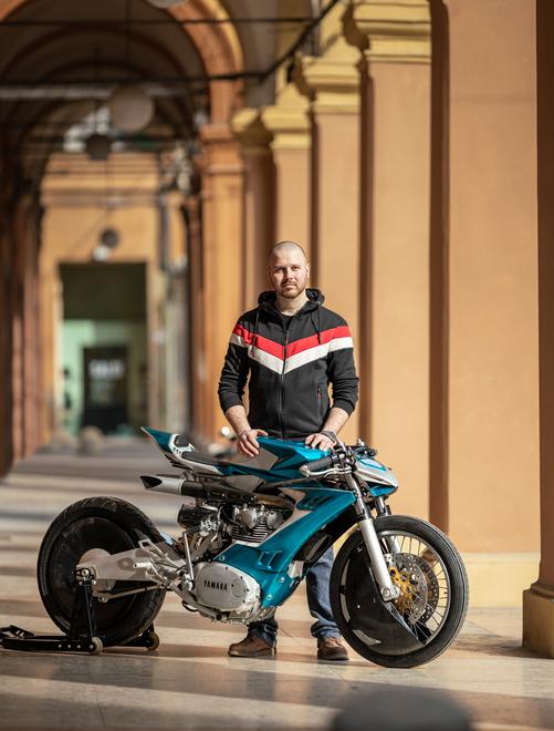 Sassuolo. Simone, lo scultore delle moto «Dalle mie idee modelli unici»