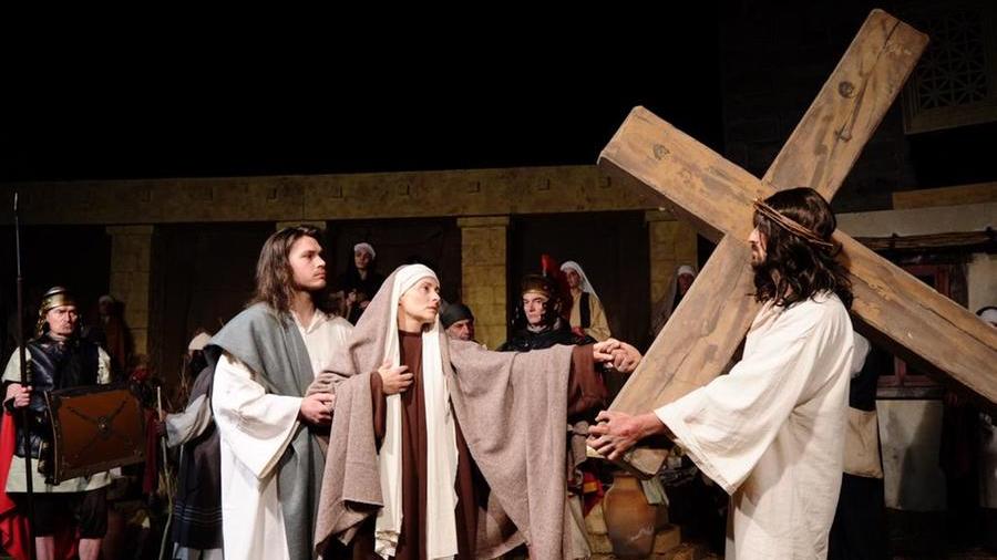 Via Crucis eroica a Frassinoro: la passione dei figuranti al gelo