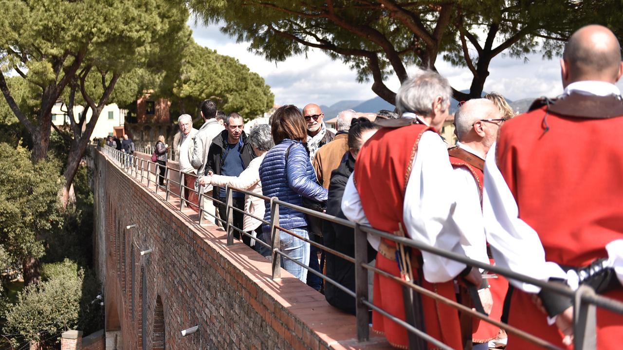 Il tratto di mura recentemente inaugurato al Giardino Scotto