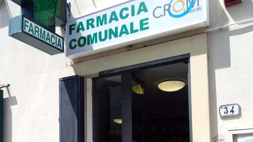 Una delle farmacie comunali gestite da Crom