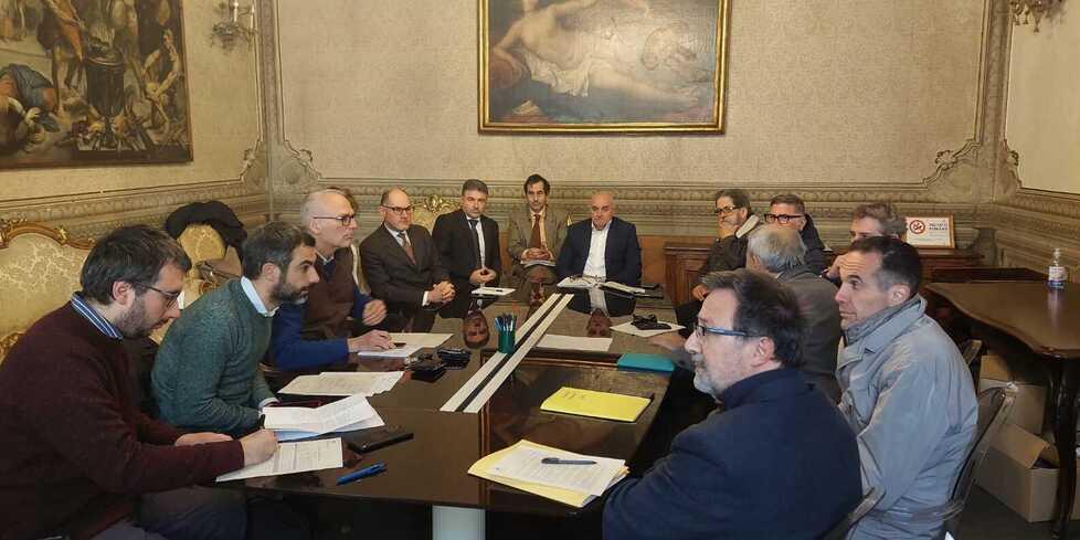 La riunione della commissione