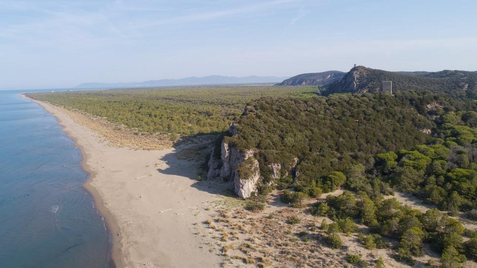 La magnifica spiaggia di Collelungo nel Parco della Maremma