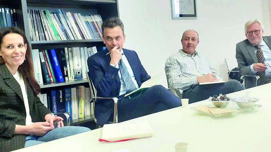 L’incontro al Cptm con Unipi: da sinistra Chiara Galletti, delegata alle relazioni industriali; il prorettore vicario Giuseppe Iannaccone; Corrado Priami, delegato alla ricerca; il professor Leonardo Tognotti