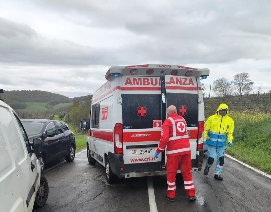 
	I soccorritori sul luogo dell&rsquo;incidente

