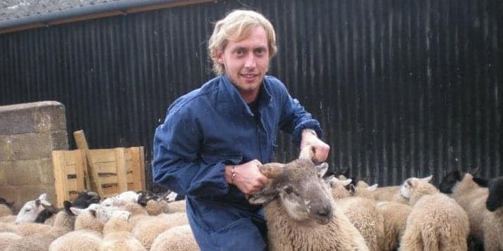Mirandola L’agnello vivo e quello macellato Il post di Golinelli scatena la bufera 