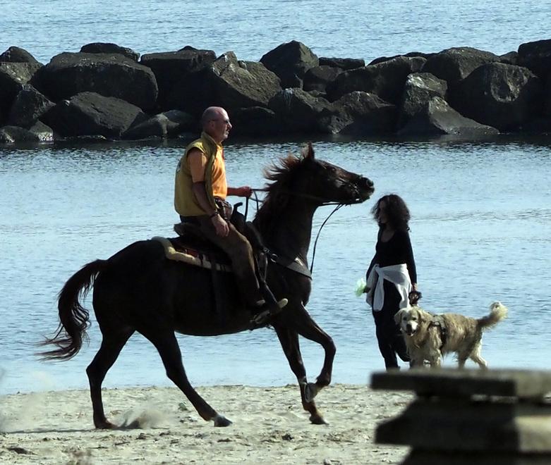 Una Pasqua ai Lidi da tutto esaurito. E per l’estate difficile trovare case