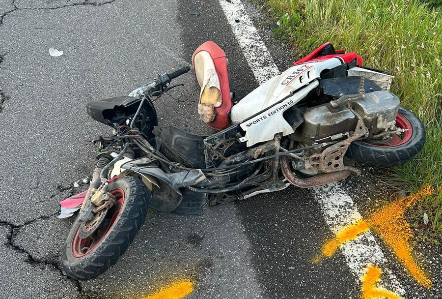 Cade dallo scooter e viene investito, muore ventenne. Tragedia di Pasqua all’Argentario
