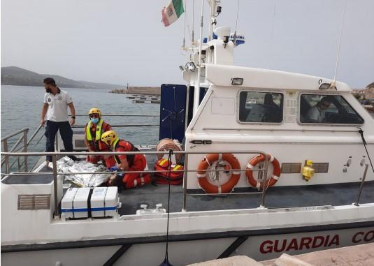 Gommone partito da Olbia soccorso alla deriva a 10 miglia da Fiumicino