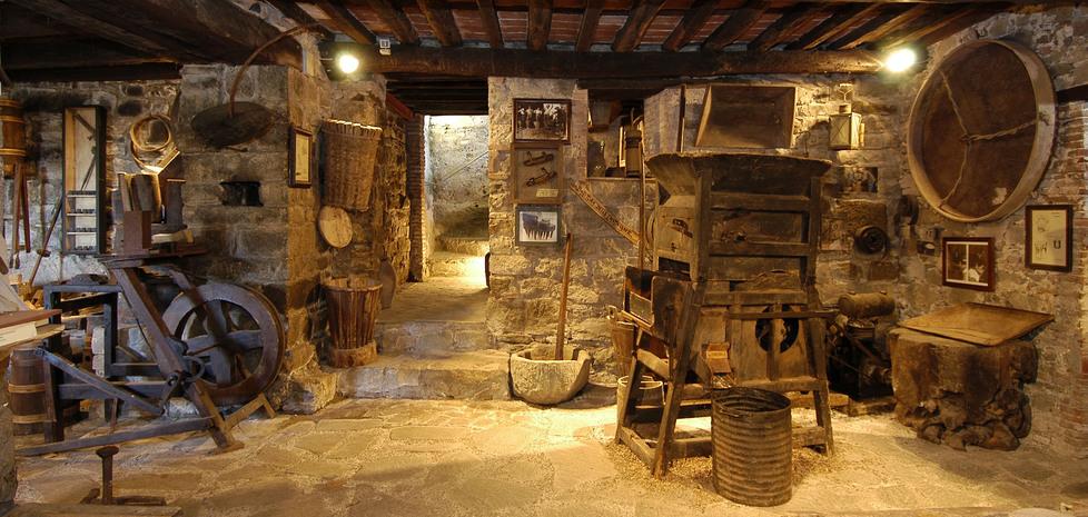Pescaglia, riapre con tante novità il Museo del Castagno
