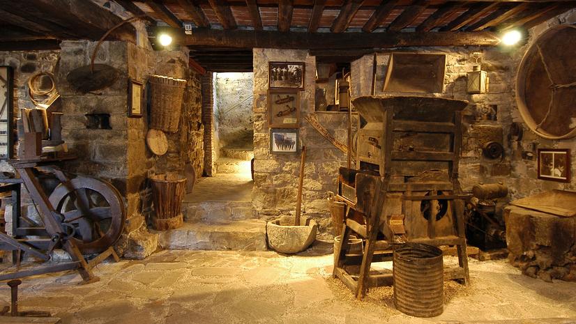 Pescaglia, riapre con tante novità il Museo del Castagno