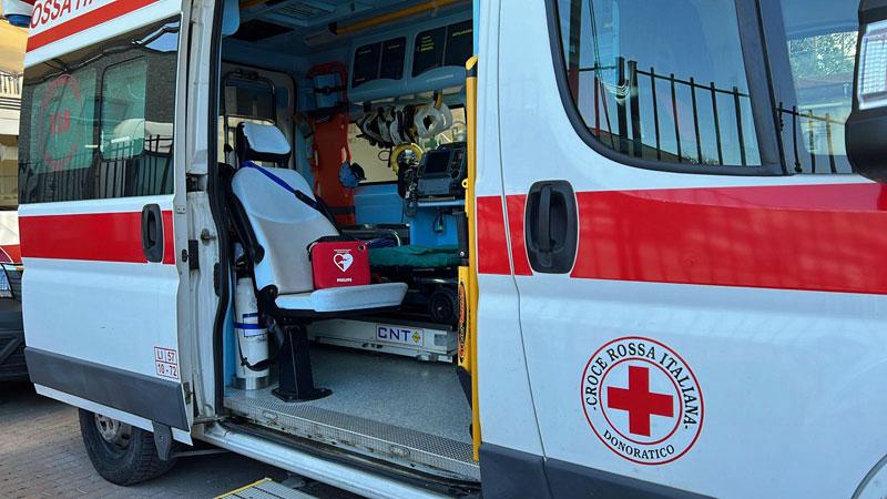 Donoratico, imprenditore di 53 anni si sente male in azienda: salvato dal pronto intervento del cognato e della Croce Rossa