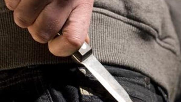 Accoltellato per il monopattino, ferito un 17enne