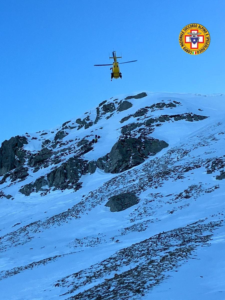 Pievepelago. Salvataggio sul crinale del Cimone, vicino al Lago Santo, per una coppia di ragazzi