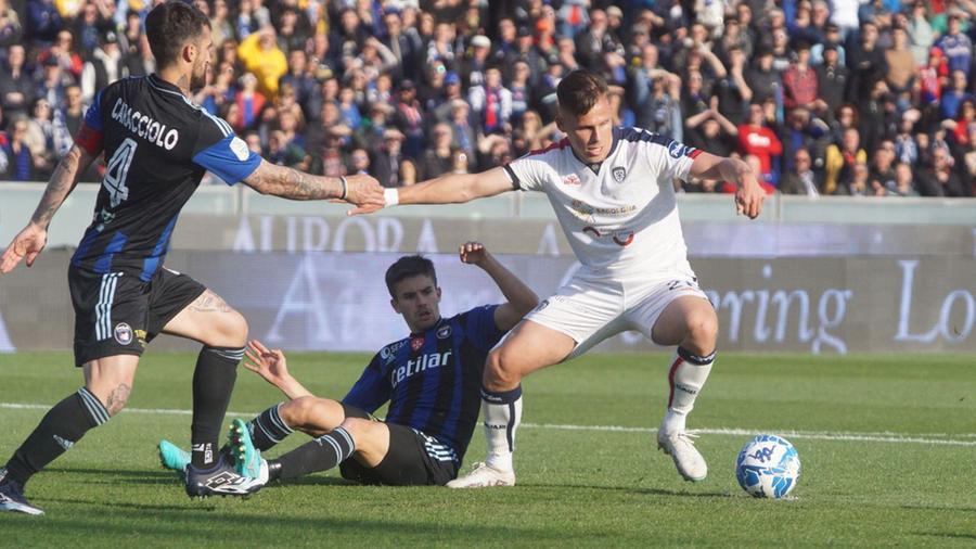 
	Pisa-Cagliari finisce 0-0 (Foto LaPresse)

