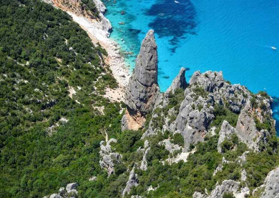 Prove di vacanze pasquali superate, pienone di escursionisti a Baunei