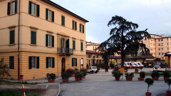 Pistoia, un flop i voucher della Regione destinati ai malati oncologici: «Costretti a pagare il trasporto»