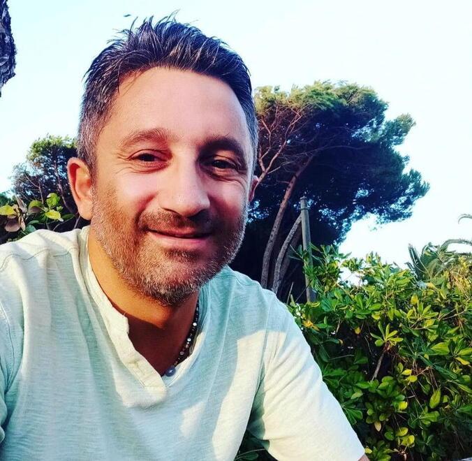 Malato di fibromialgia, da mesi aspetta una visita urgente: «La sanità ci ha abbandonati»