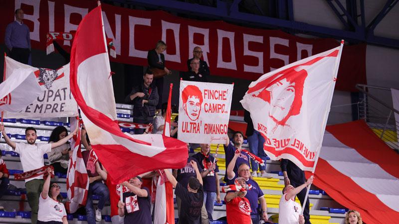 La tifoseria biancorossa sogna il grande salto in Superlega 