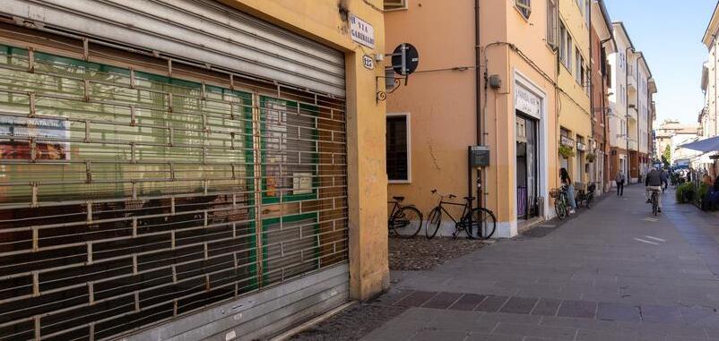 Ferrara, Talmelli (Pd): «Troppi negozi chiudono,serve un piano di rilancio»