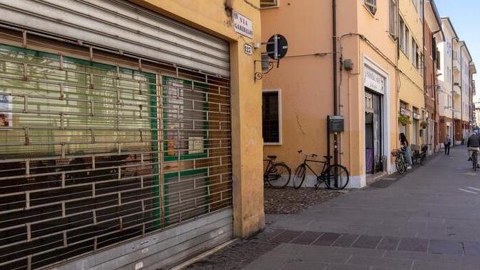 Ferrara, Talmelli (Pd): «Troppi negozi chiudono,serve un piano di rilancio»