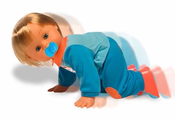 “C’è un bimbo nel cassonetto”, l’allarme in via Galilei: ma era un bambolotto