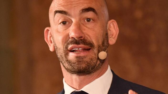 Vaccini anti-cancro entro il 2030, l'infettivologo Bassetti: «Il coronavirus ha avviato una rivoluzione, ci cureremo sfruttando i nostri anticorpi»