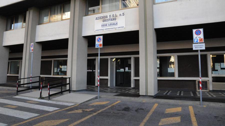 La sede dell'Asl in via Carducci a Oristano