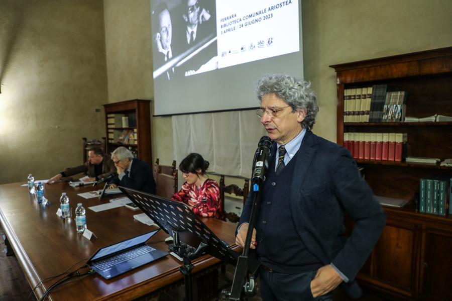 Ferrara, 23 anni senza Bassani. Sgarbi: “Ha riportato la città al centro della letteratura”