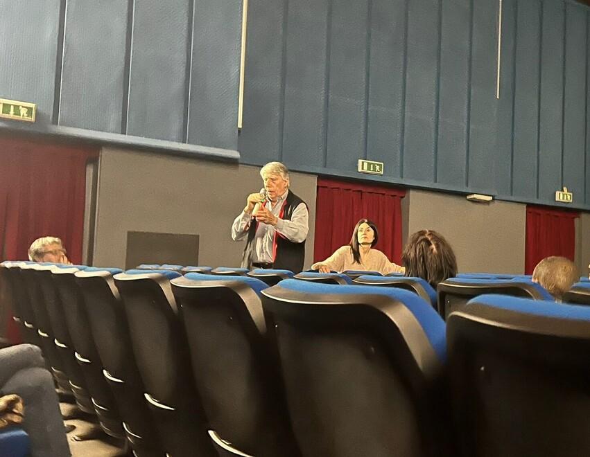 Modena Documentario no vax al Filmstudio 7B Un flop per una ventina di spettatori 