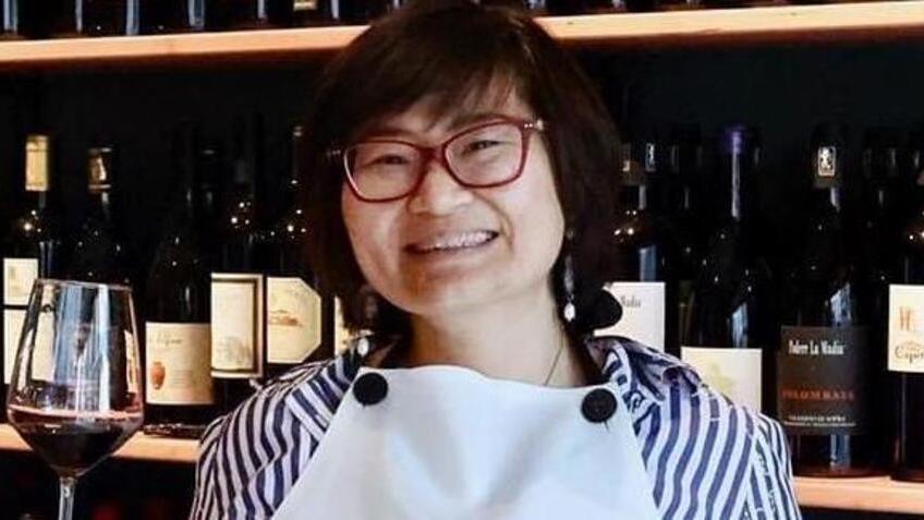 «Qui ho realizzato un sogno dopo l’inferno», un’enoteca di successo per il riscatto di Hu
