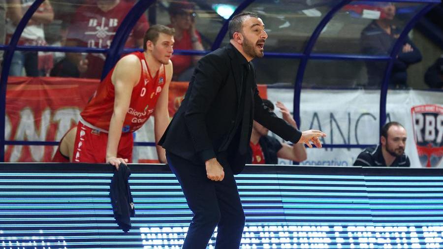 Coach Angella vede bene Pielle e Libertas. «Possono andare entrambe in A2»