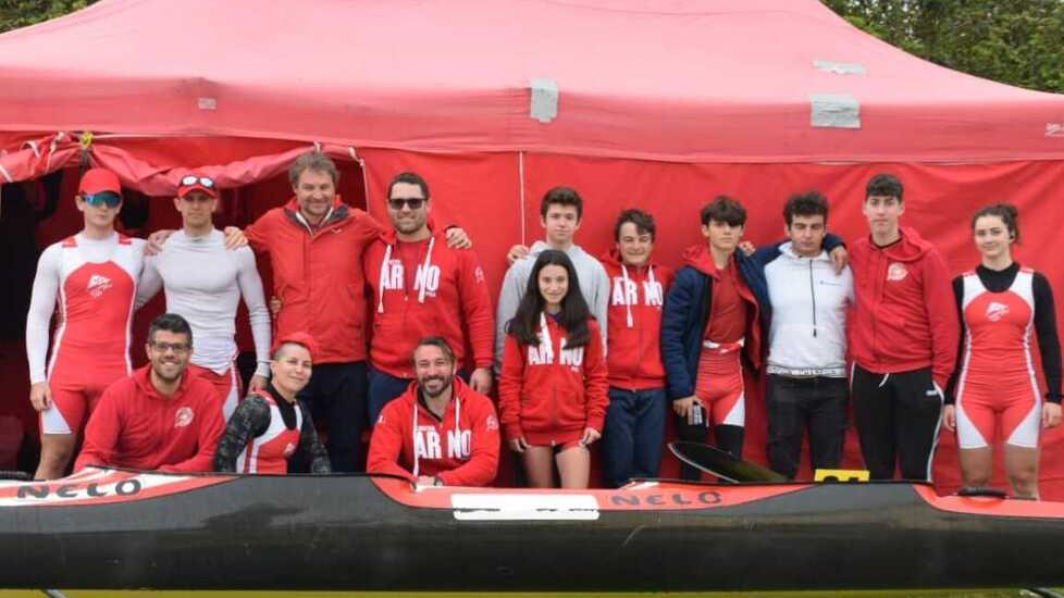 Titolo, medaglia e applausi. Canottieri Arno sugli scudi