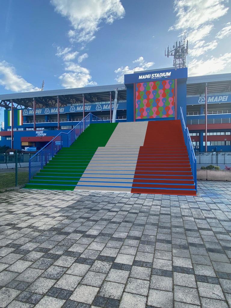 Si camminerà sul Tricolore entrando al Mapei Stadium