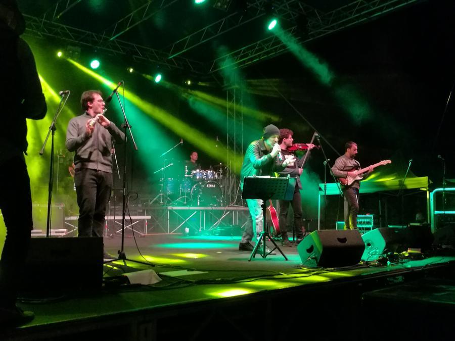 
	Un momento della precedente edizione della manifestazione "Certe luci non puoi spegnerle"

