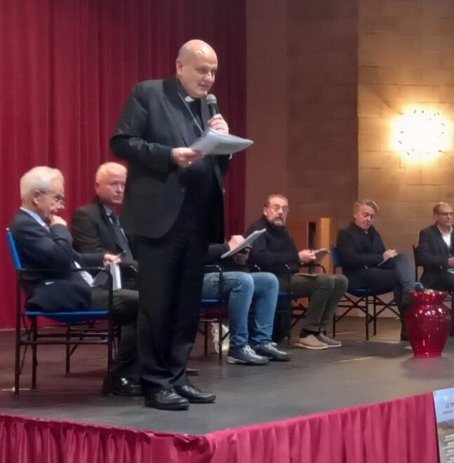 Ferrara, l’arcivescovo “spegne”le trivelle: «Prudenza per un mare fragile»