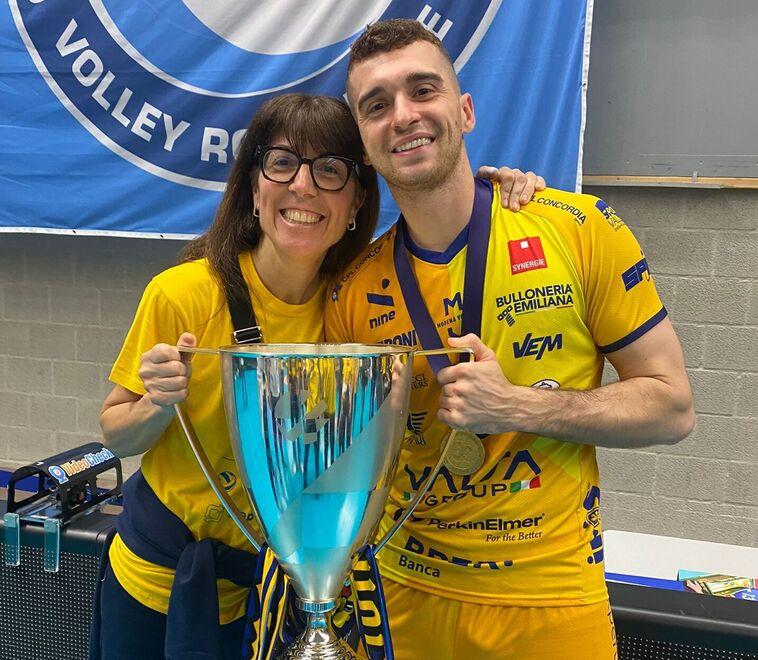 Alimentazione sana e tanta acqua: "Fra H2O" detta le regole ai ragazzi di Modena volley