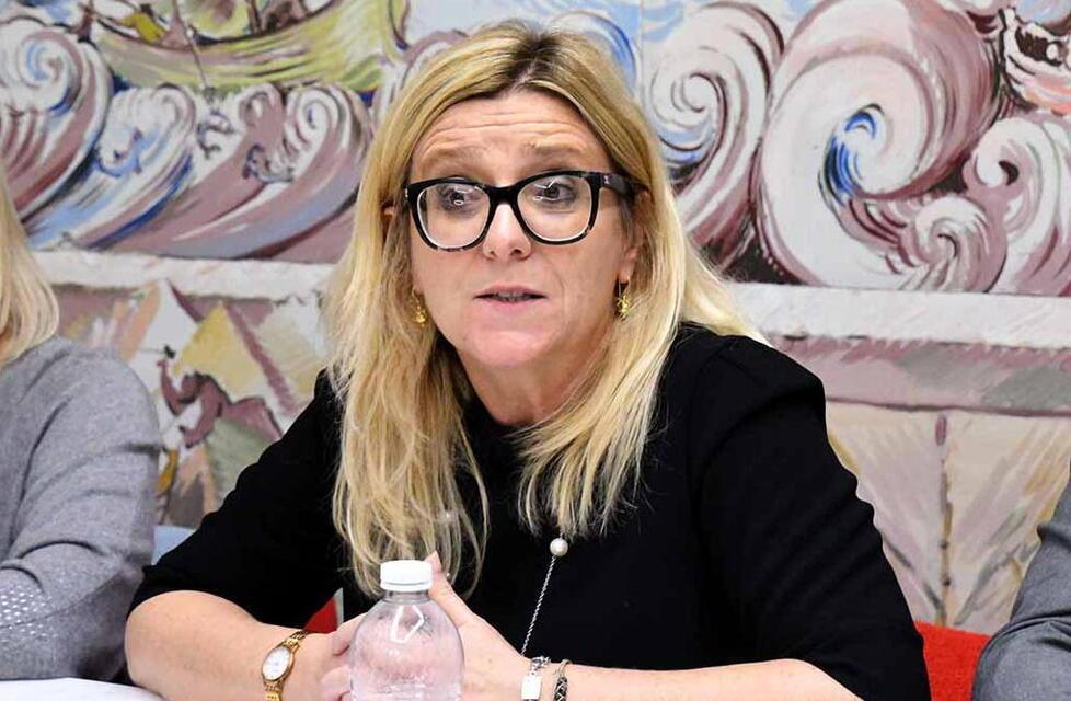 La sindaca di Carrara: «È il momento di ripensare alle vecchie circoscrizioni»