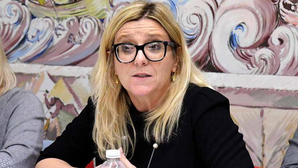 La sindaca di Carrara: «È il momento di ripensare alle vecchie circoscrizioni»