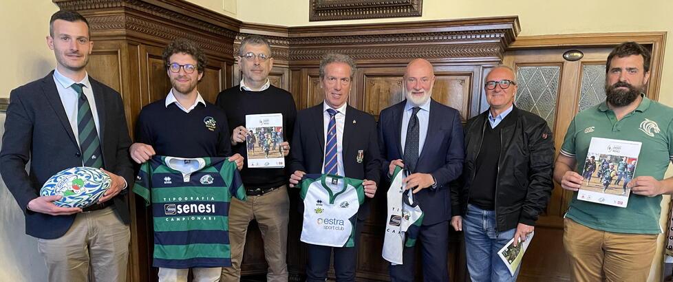Torneo Denti-Reali, festa per tremila Prato per un giorno capitale del rugby