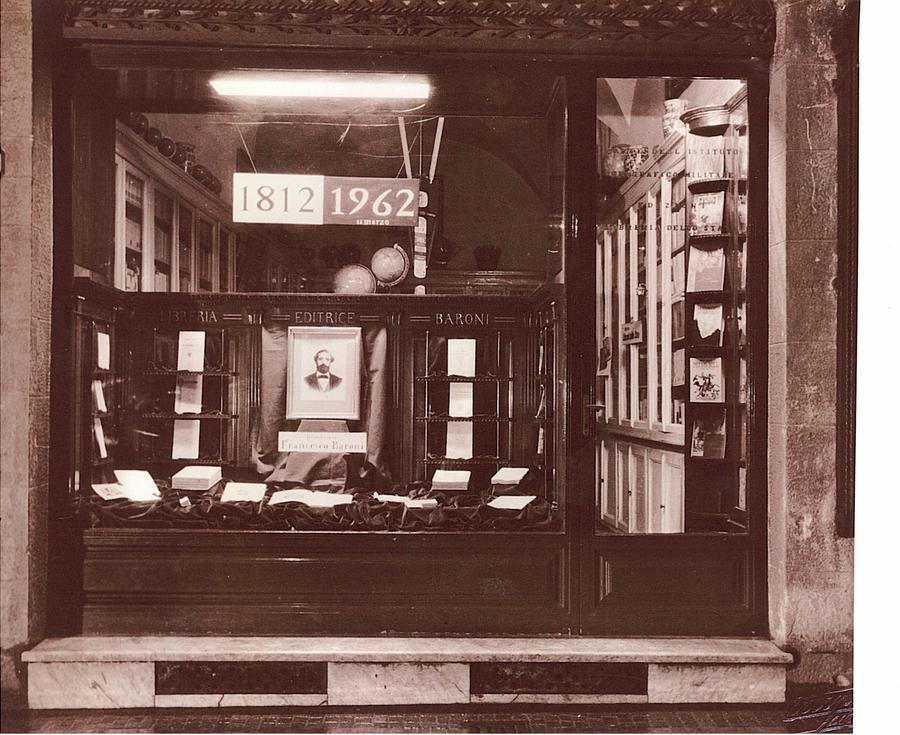 Lucca, libreria chiusa dopo 200 anni di storia. Il titolare: «Era impossibile andare avanti così»