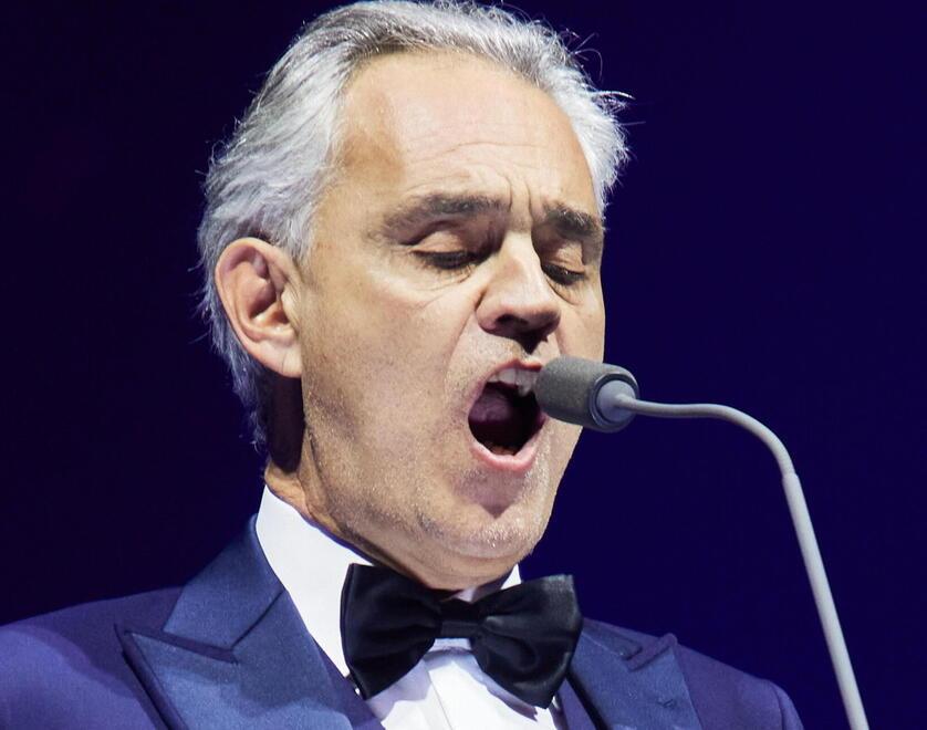 Bocelli canterà all'incoronazione di Re Carlo d'Inghilterra a maggio