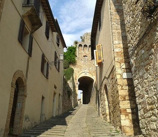 Piano casa I dubbi degli ingegneri. L’assessore: «Aggiorniamo il Ppr» 