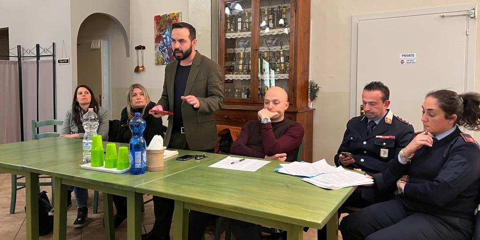 Assemblea al circolo Boccaccio con il sindaco e parte della giunta comunale