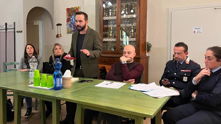 Assemblea al circolo Boccaccio con il sindaco e parte della giunta comunale