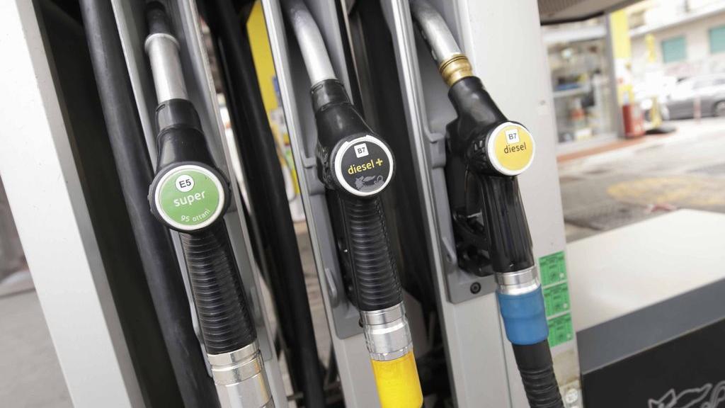 Carburanti a Piombino, prezzi in rialzo e scatta la caccia al risparmio