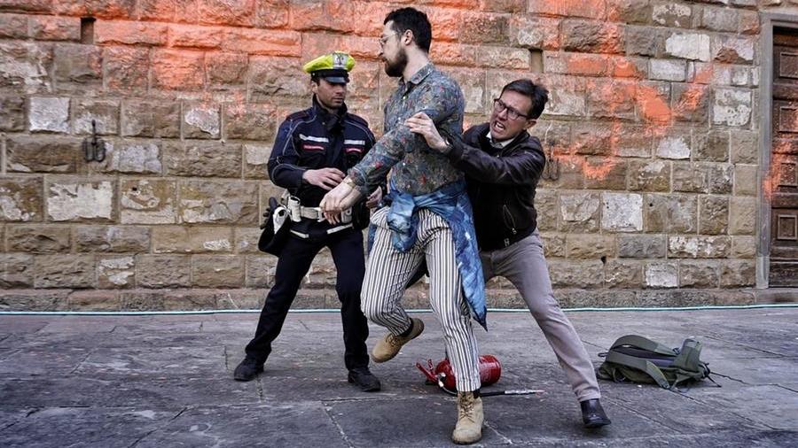 Dopo la vernice a Palazzo Vecchio Nardella apre a Ultima Generazione: «Non vanno trattati da terroristi»