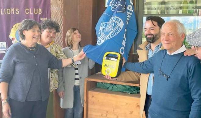 
	L&rsquo;inaugurazio- ne del defibrillato- re

